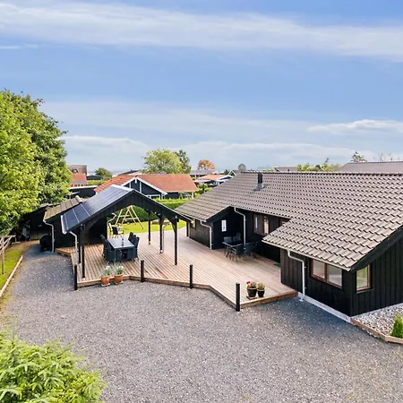 Soren Krogs Vej Bjert X Сasa de vacaciones *